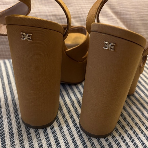 Savannah Glow Platform - Picture 4 of 5